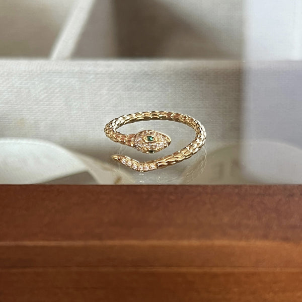 Vintage Gold Brushed Green Eyes Snake Ring